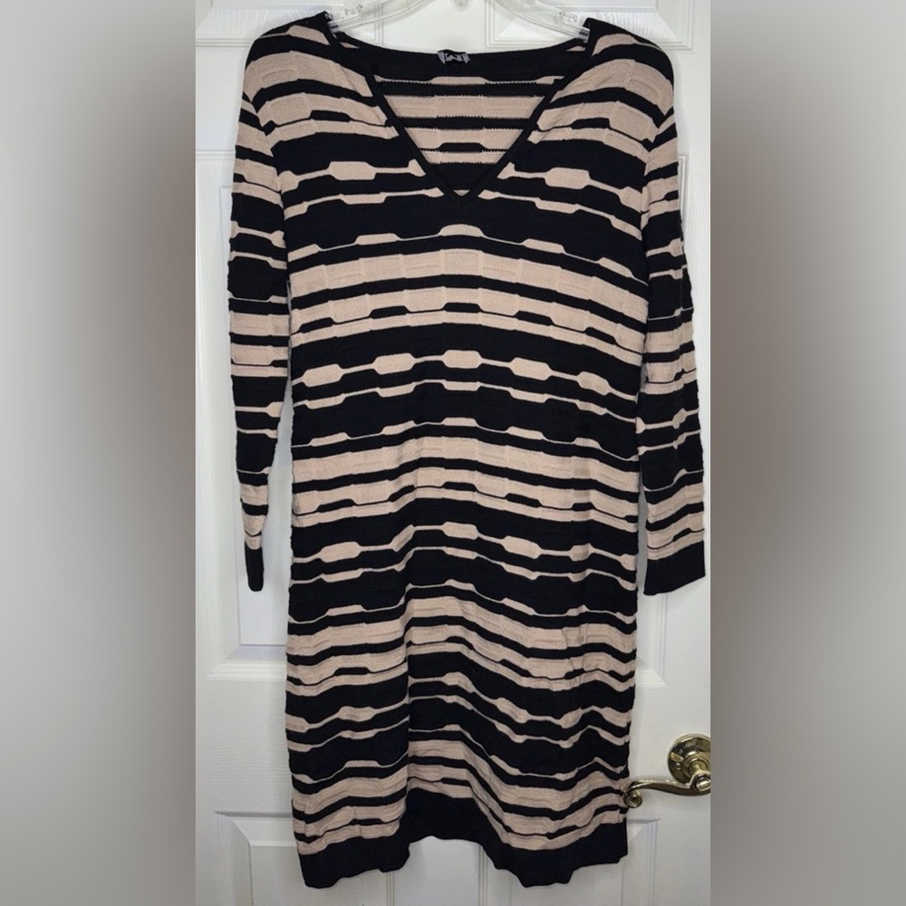 Woman M MISSONI Tan Black Striped V-neck L/s Knit Texture Dress Sz 8 EUC